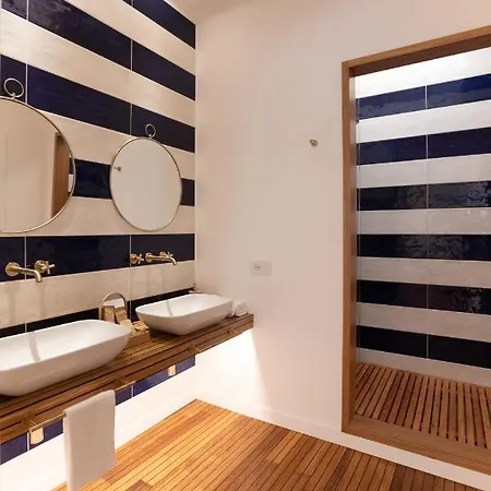 Lampara Mare Bed & Breakfast 4*