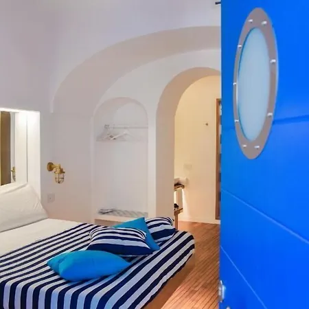 Lampara Mare Bed & Breakfast 4*